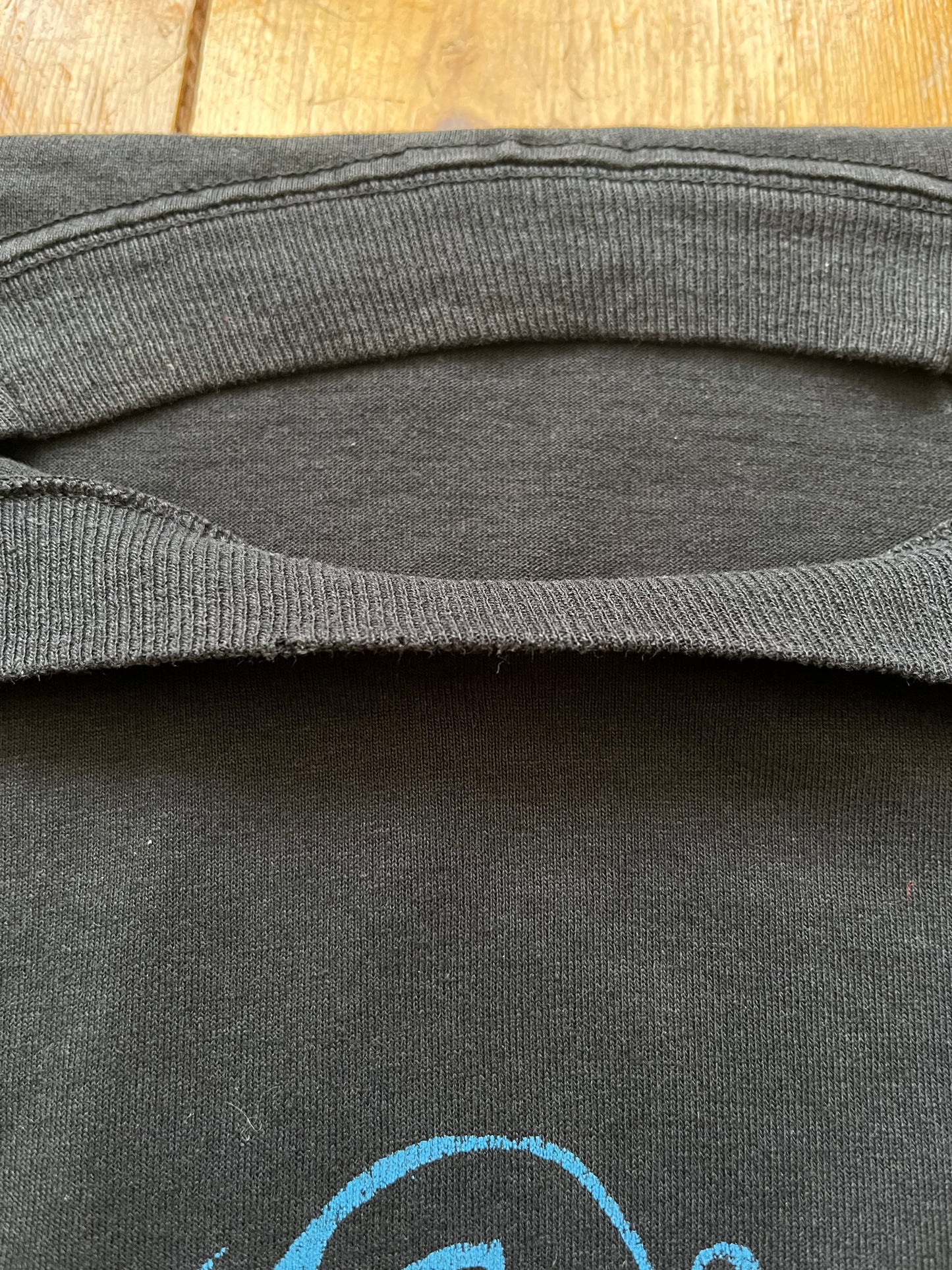 John Lennon 1990s Illustrated ‘The Hug’ Single Stitch T-shirt - Size Medium