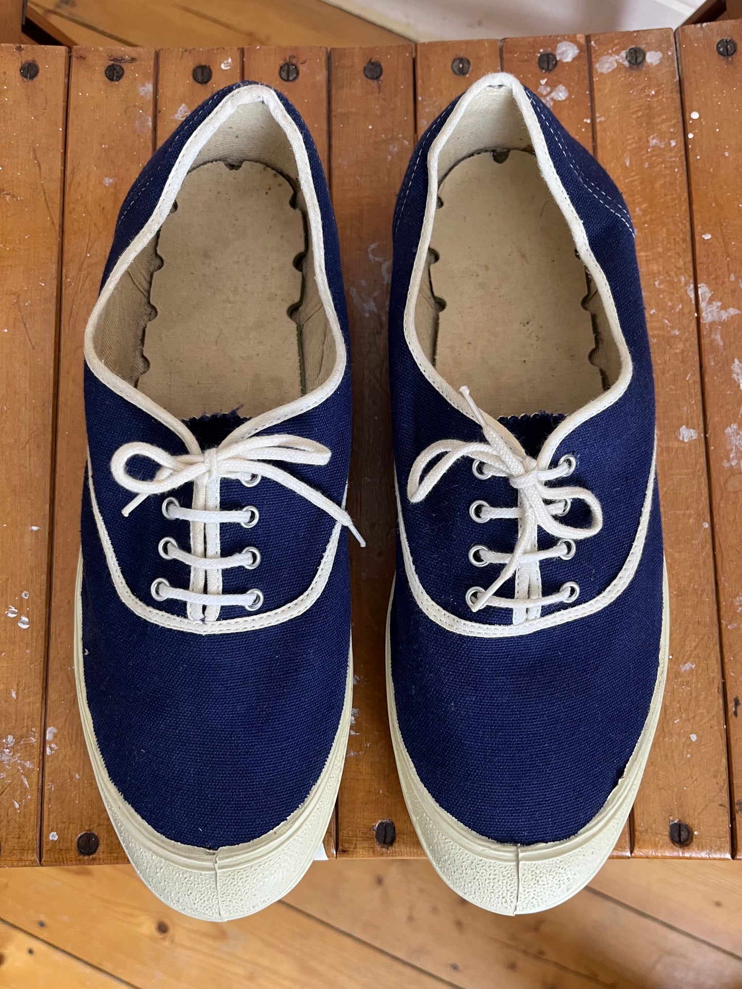 1960s Vernon Navy Tennis Shoes UK9/43